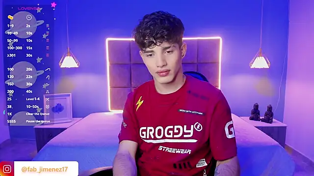 AlejooTwink online show from July 21, 2026, 1:19 am