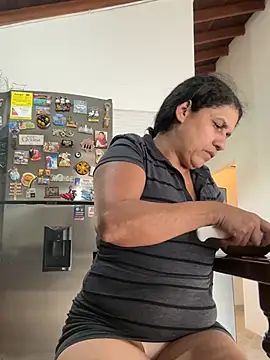 Snapshot of siri_duque chatting on July 28, 2026, 9:03 pm siri duque online show from July 28, 2026, 9:03 pm