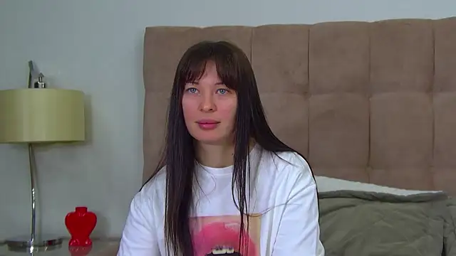 Snapshot of AlexandraBloom chatting on February 23, 2026, 6:30 pm AlexandraBloom online show from February 23, 2026, 6:30 pm