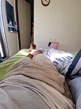 vivanpraj999 online show from November 10, 2025, 3:22 am