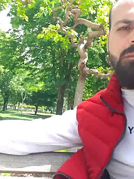 krzantem3454 online show from May 10, 2026, 9:24 am