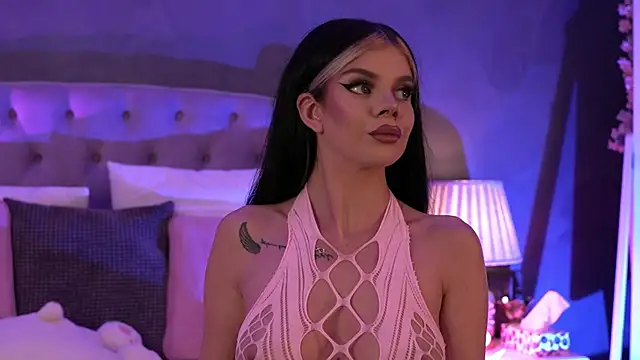 IvyRaven online show from November 17, 2025, 6:23 pm