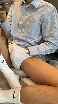 Snapshot of kimkim123123 chatting on December 20, 2025, 5:43 am kimkim123123 online show from December 20, 2025, 5:43 am