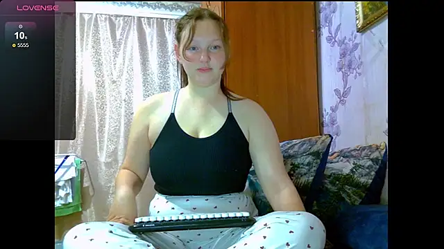 Snapshot of Aria__Dark chatting on September 15, 2025, 8:31 pm Aria  Dark online show from September 15, 2025, 8:31 pm