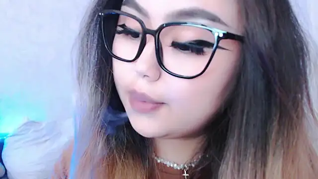 amelia sunlight online show from June 12, 2026, 4:16 pm