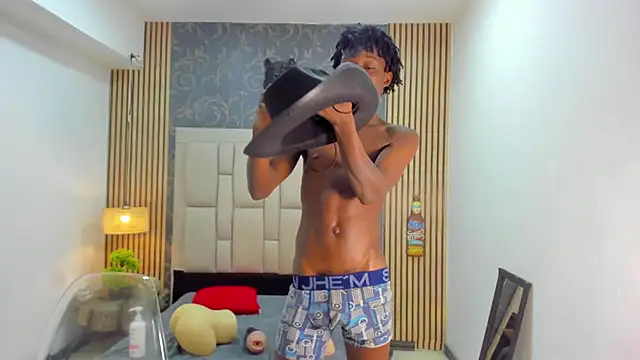 chimi88 online show from October 31, 2025, 11:40 am