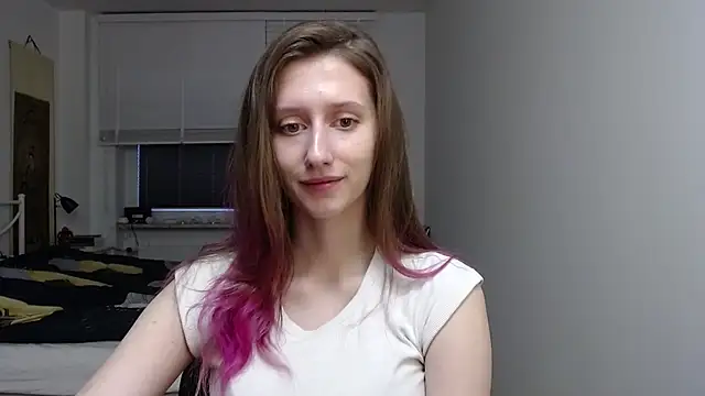 LUNA delight online show from November 17, 2025, 6:28 am