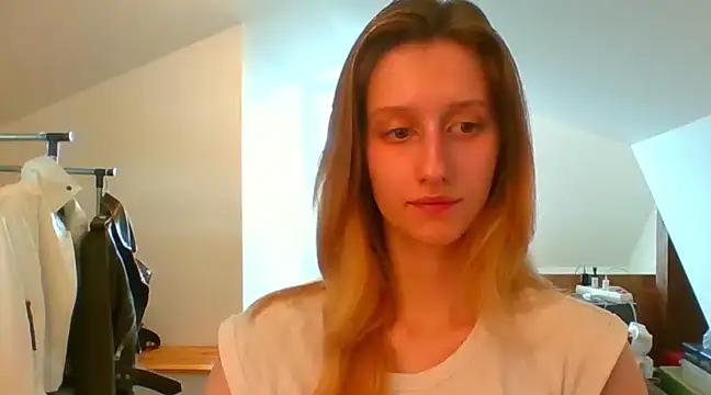 LUNA delight online show from February 21, 2025, 10:50 am