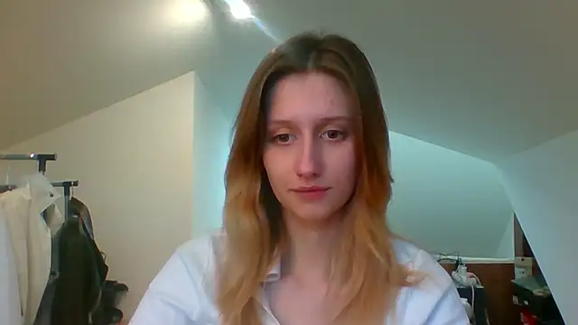 LUNA delight online show from January 17, 2025, 2:39 pm