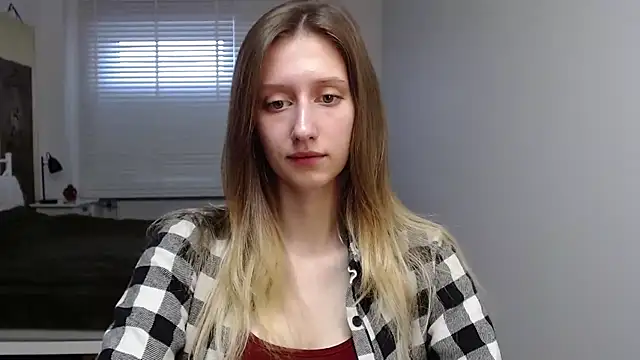 LUNA delight online show from October 3, 2025, 5:31 am