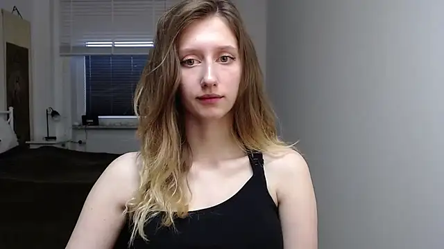 LUNA delight online show from September 22, 2025, 5:24 am