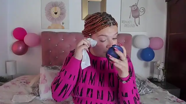 CelessteRedds online show from September 22, 2025, 11:27 am