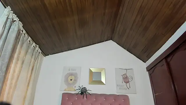 CelessteRedds online show from October 31, 2025, 11:40 am