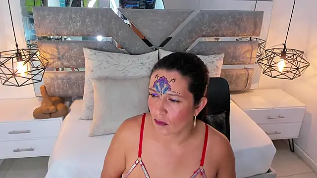 Slut Milf  online show from July 9, 2026, 4:28 pm