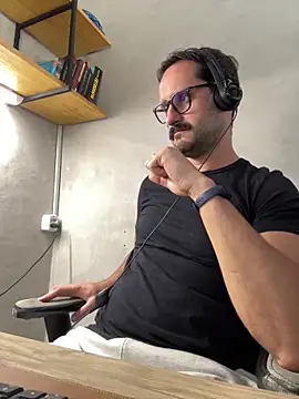 Superdad online show from March 19, 2026, 12:16 pm