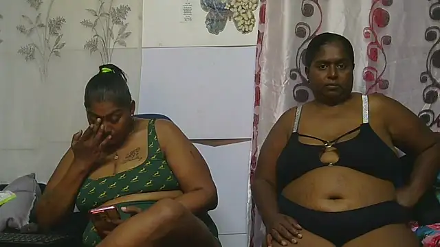 Snapshot of indiansuga chatting on November 27, 2025, 6:47 am indiansuga online show from November 27, 2025, 6:47 am