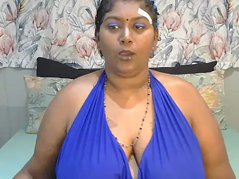 Snapshot of indiansuga chatting on March 12, 2025, 6:00 pm indiansuga online show from March 12, 2025, 6:00 pm