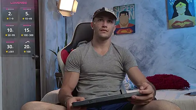 Snapshot of AxelFairchaild chatting on March 28, 2026, 12:17 pm AxelFairchaild online show from March 28, 2026, 12:17 pm