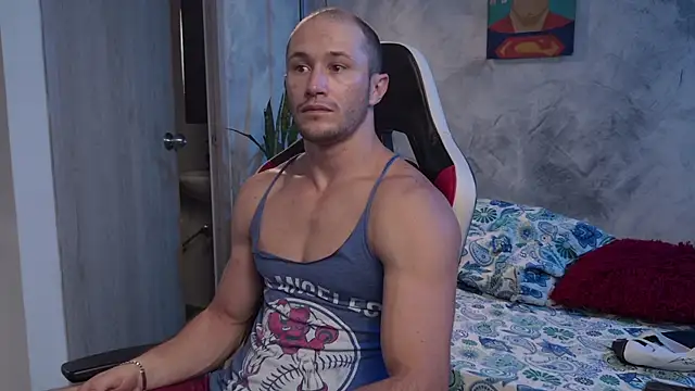 Snapshot of AxelFairchaild chatting on April 8, 2026, 12:39 pm AxelFairchaild online show from April 8, 2026, 12:39 pm