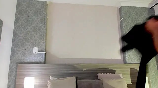 Mistyca online show from April 8, 2026, 11:12 am