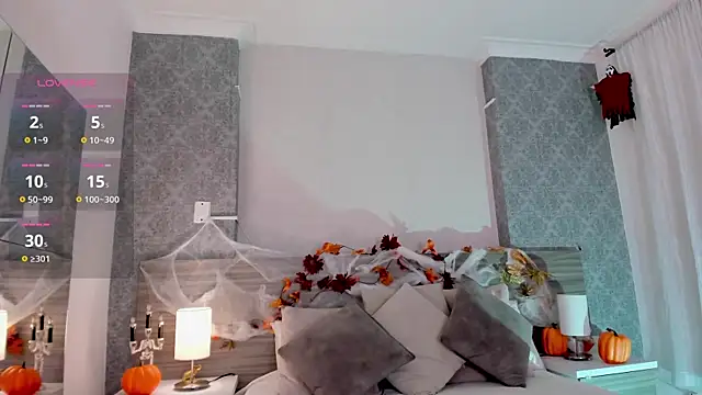 Snapshot of Mistyca chatting on October 27, 2025, 10:49 am Mistyca online show from October 27, 2025, 10:49 am