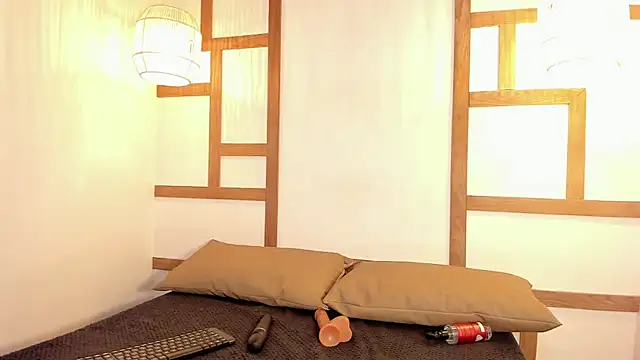 CriistalJade online show from February 2, 2025, 12:40 am