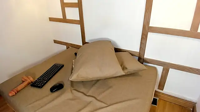 CriistalJade online show from February 12, 2025, 9:54 pm