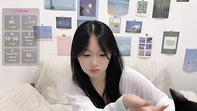 LiLiYbaby online show from September 10, 2025, 6:34 am