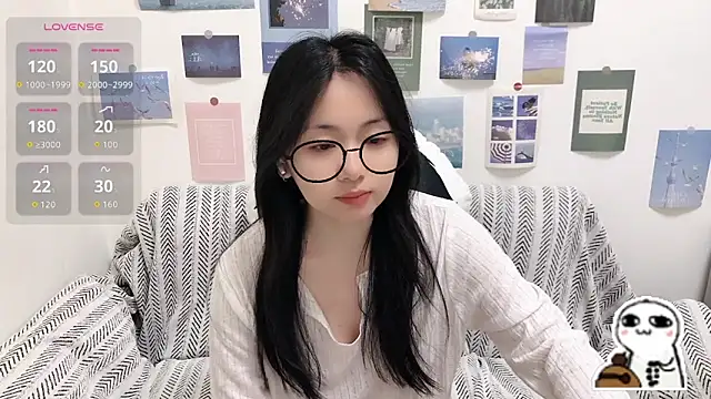 Snapshot of LiLiYbaby chatting on May 27, 2026, 6:54 am LiLiYbaby online show from May 27, 2026, 6:54 am