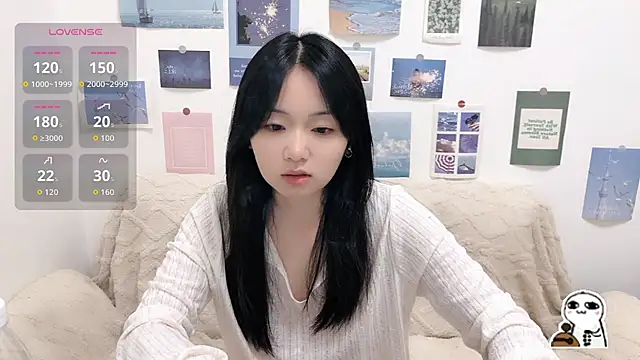 LiLiYbaby online show from October 7, 2025, 6:25 am