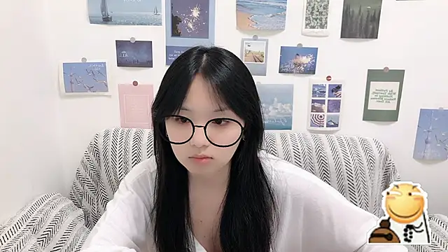 LiLiYbaby online show from September 29, 2025, 6:20 am