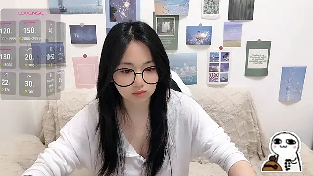 LiLiYbaby online show from March 17, 2026, 6:38 am