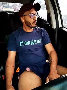 Snapshot of johnwalkerRjts chatting on April 1, 2026, 10:05 am johnwalkerRjts online show from April 1, 2026, 10:05 am