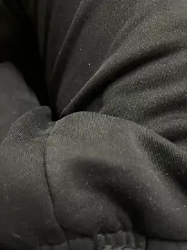 daubine46 online show from April 3, 2026, 2:12 pm