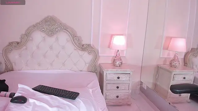 SamanthaPierce online show from September 9, 2025, 12:14 pm