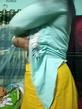 Snapshot of Sumi-roy chatting on February 17, 2026, 2:03 pm Sumi-roy online show from February 17, 2026, 2:03 pm