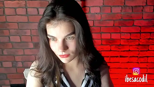 adriana allien online show from January 13, 2025, 9:31 pm