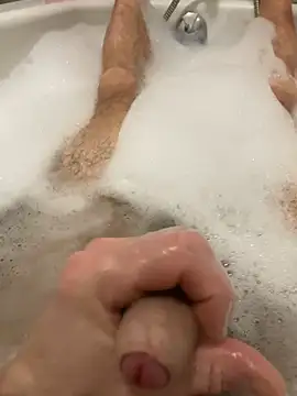 Snapshot of ratschi81 chatting on January 7, 2026, 10:09 am ratschi81 online show from January 7, 2026, 10:09 am