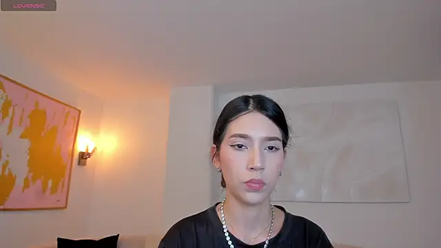 Snapshot of TaraLawrence chatting on February 24, 2026, 3:29 am TaraLawrence online show from February 24, 2026, 3:29 am