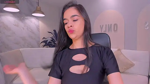 AlanaCraft online show from October 28, 2025, 12:15 pm