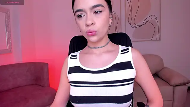 AlanaCraft online show from October 21, 2025, 12:15 pm