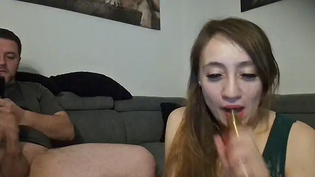 Snapshot of LoveXAddict chatting on December 29, 2024, 9:30 pm LoveXAddict online show from December 29, 2024, 9:30 pm