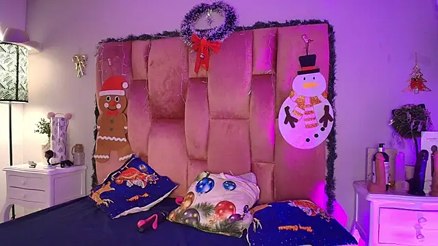 SweetBonniie online show from January 10, 2026, 11:49 am