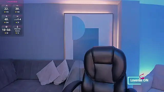 MaddisonLowe online show from November 8, 2025, 4:38 am