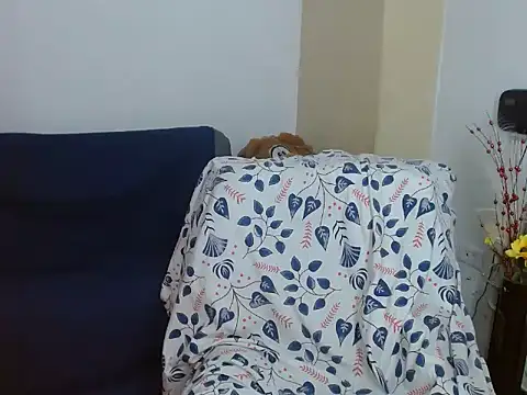  melisaa  online show from April 7, 2026, 7:48 pm