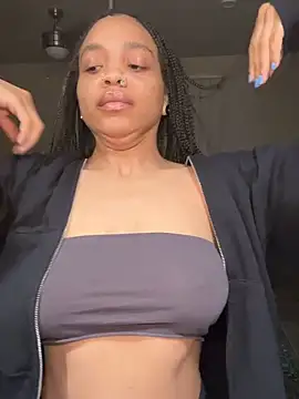 Snapshot of afavoredangel chatting on March 29, 2026, 2:02 am afavoredangel online show from March 29, 2026, 2:02 am