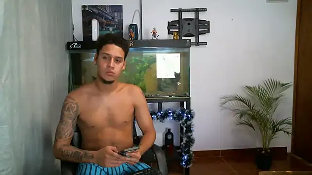 JacobandChloee online show from November 27, 2025, 2:45 am