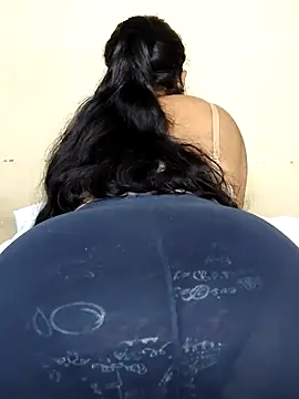 Hot Bhabi08 online show from November 12, 2025, 4:11 pm