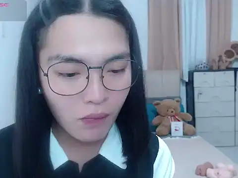 zhaviahale21 online show from August 8, 2026, 7:21 pm