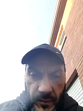 Cem-aus-Nrw-Krefeld online show from February 3, 2025, 8:35 am